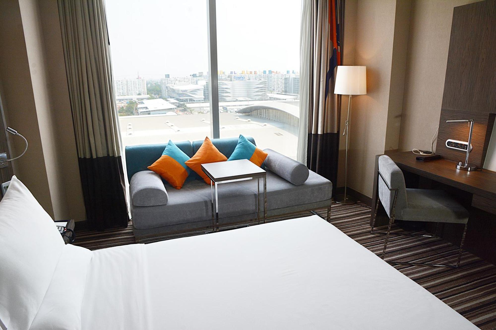 Novotel Bangkok Impact Nonthaburi Værelse billede